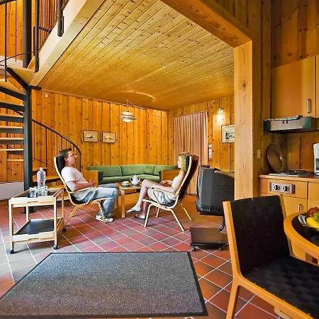 Holiday Home Club Tihany-4 Ferienhaus
